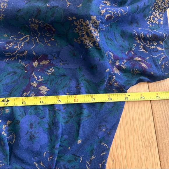 Vintage 90s 2 Piece Dark Blue Floral Belted Skirt and Top Set Size Small - Picture 5 of 13